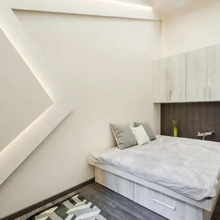 Lägenhet Modern For Groups Near Oktogon *